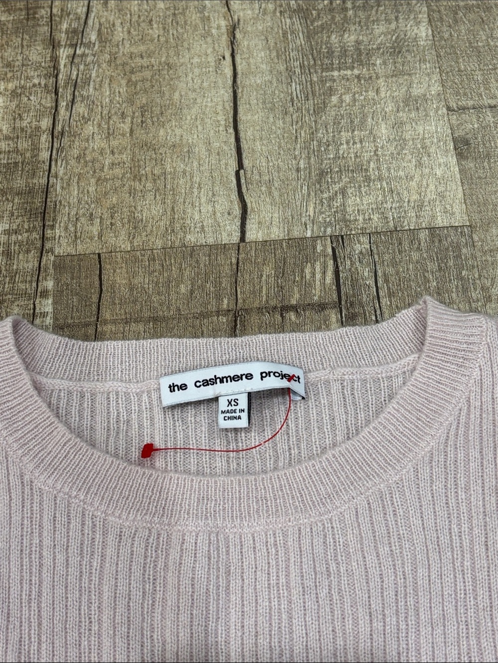 The Cashmere Project Light Pink Ribbed Bell Sleeve Sweater 100% Cashmere - Picture 3 of 7